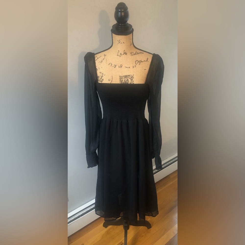 SMOCKED O.P.T. BLACK PUFF SLEEVE PRINCESSCORE COTTAGECORE ROYALCORE MIDI DRESS